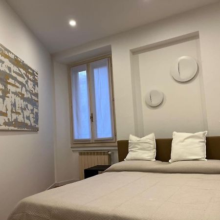 Casa Vercelli Delizioso Bilocale Moderno Nella Vecchia Milano Bagian luar foto