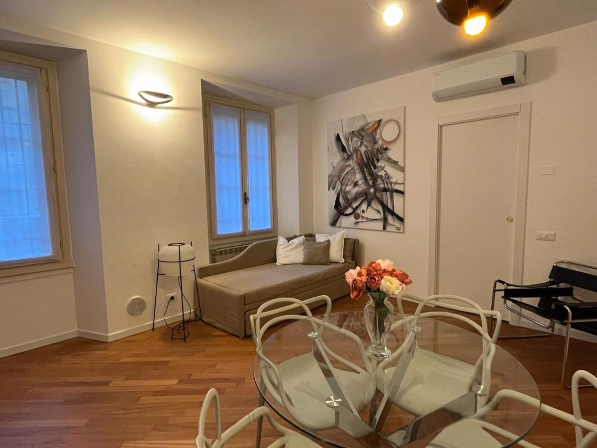 Casa Vercelli Delizioso Bilocale Moderno Nella Vecchia Milano Bagian luar foto